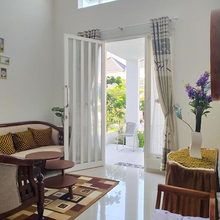 Alysahouse - 2 Bedrooms, Dekat Jtp3 บาตู ภายนอก รูปภาพ