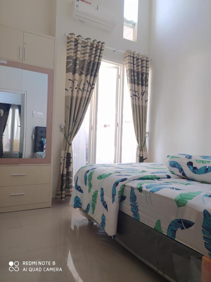 Alysahouse - 2 Bedrooms, Dekat Jtp3 บาตู ภายนอก รูปภาพ